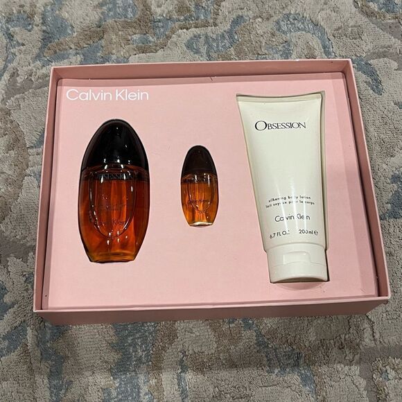 Calvin Klein Perfume - Picture 2 of 2